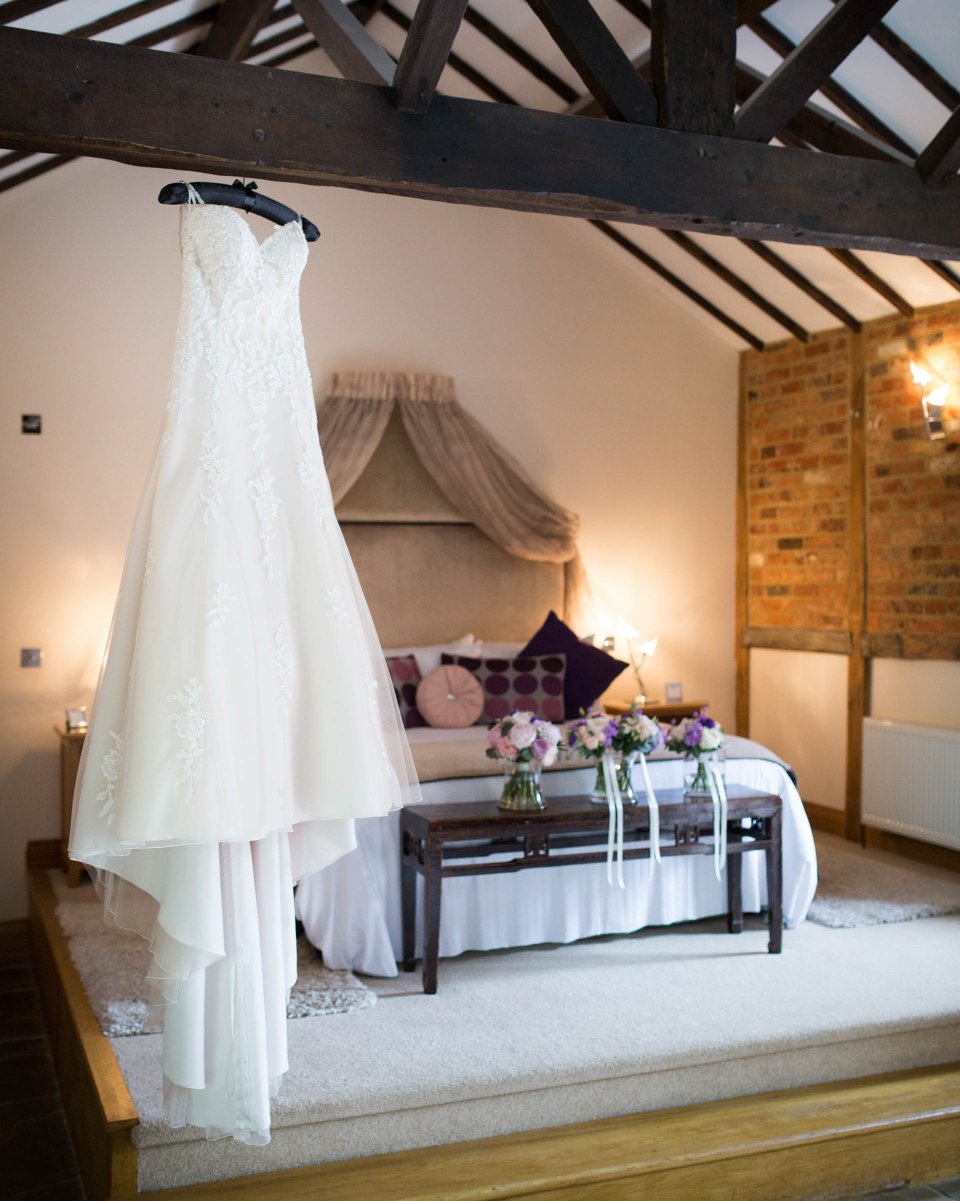 Rivervale Barn - bridal suite