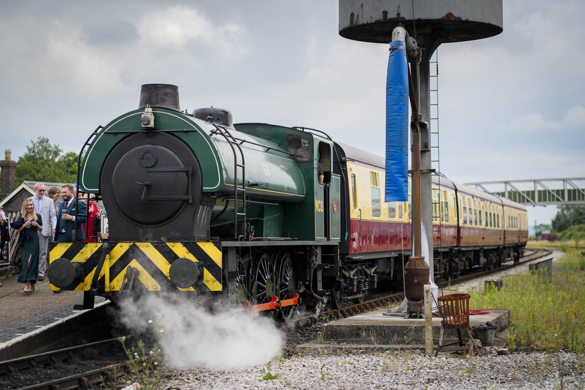 steam train wedding