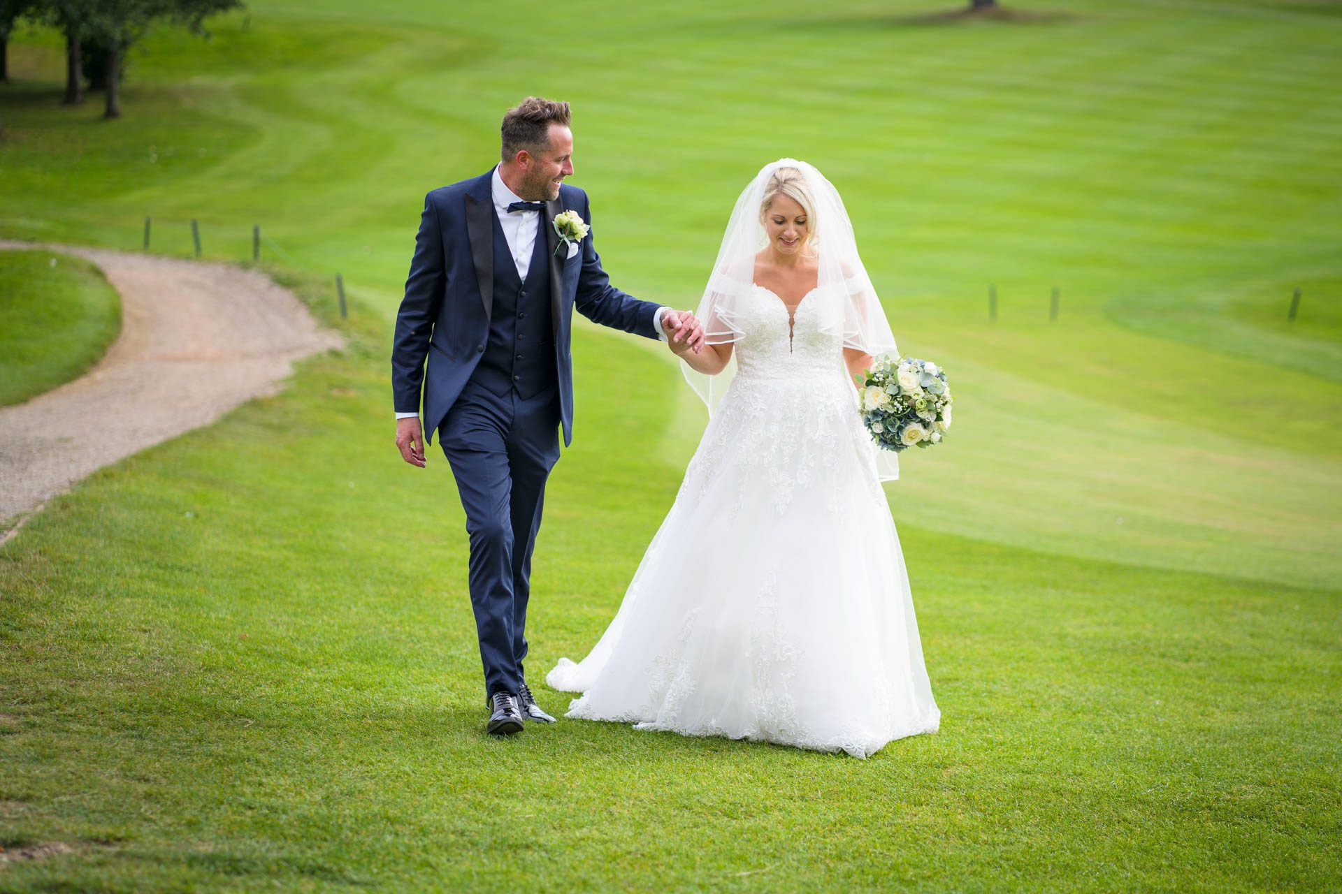 natural wedding portraits